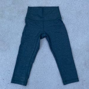 LULULEMON capri leggings, grey, size 4, barely worn